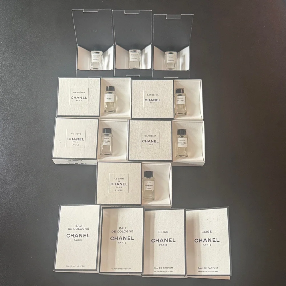 CHANEL Fragrance Collection in Elegant White Discovery size samples - Picture 1 of 6